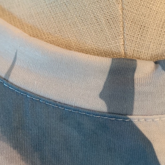 Sleeveless Ruffled Top, size 2XL, white and bluish/green NWT - Picture 3 of 14